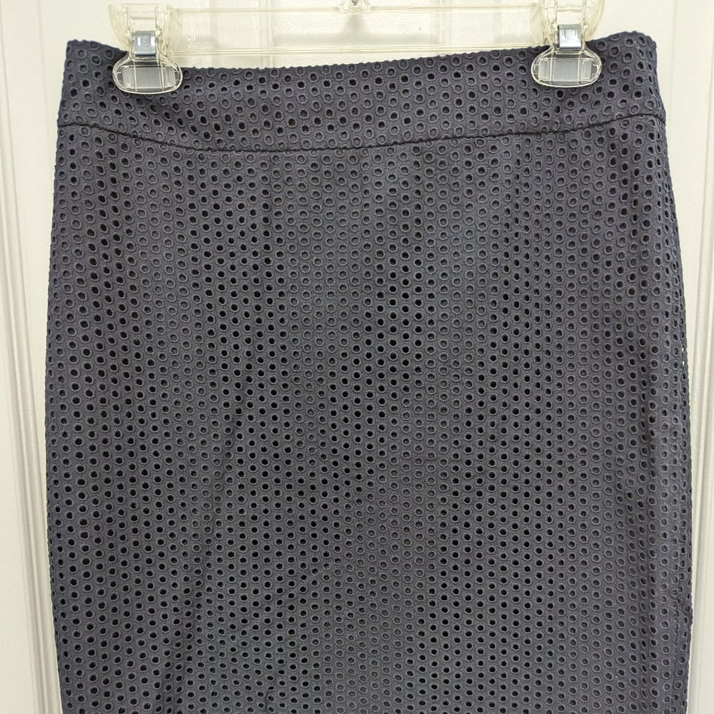 Ann Taylor black eyelet pencil skirt size 4
